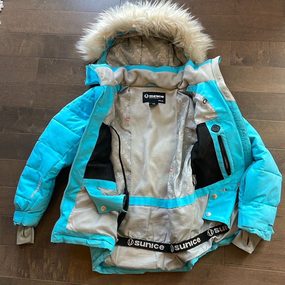 Sunice ski jacket size 10